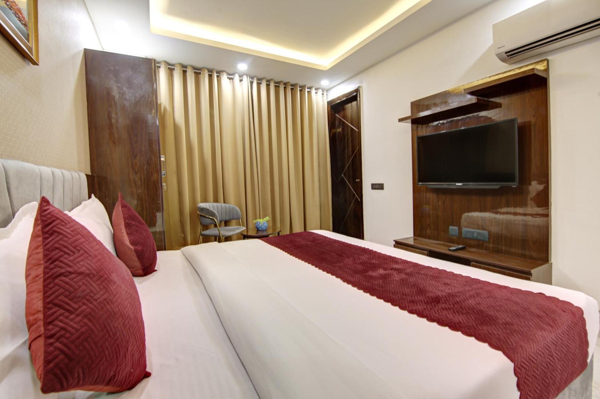 Limewood Stay - Millennium Huda City Center 古尔冈 外观 照片