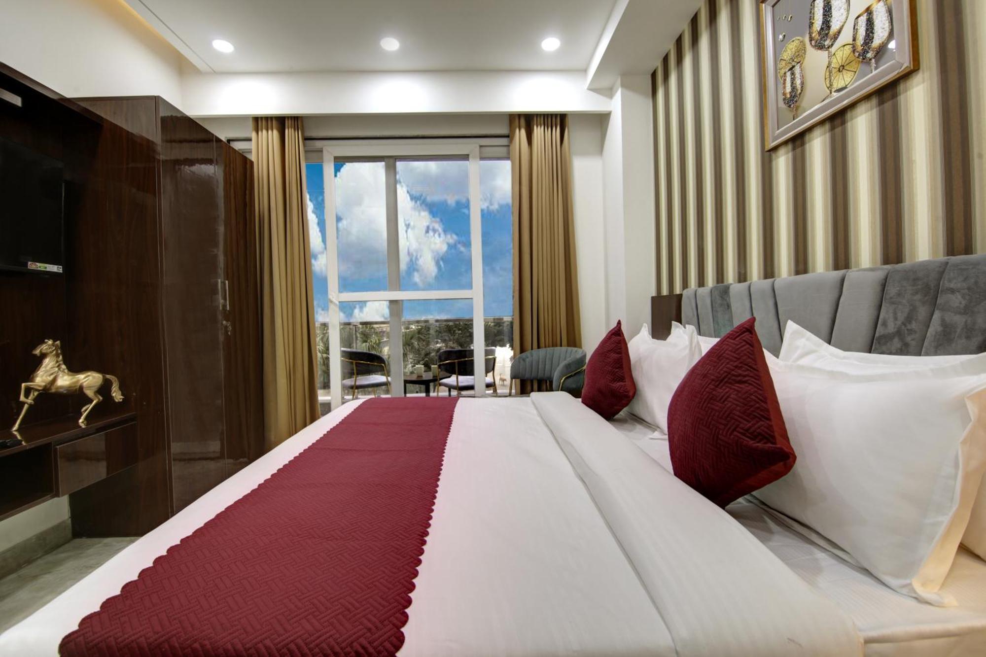 Limewood Stay - Millennium Huda City Center 古尔冈 外观 照片