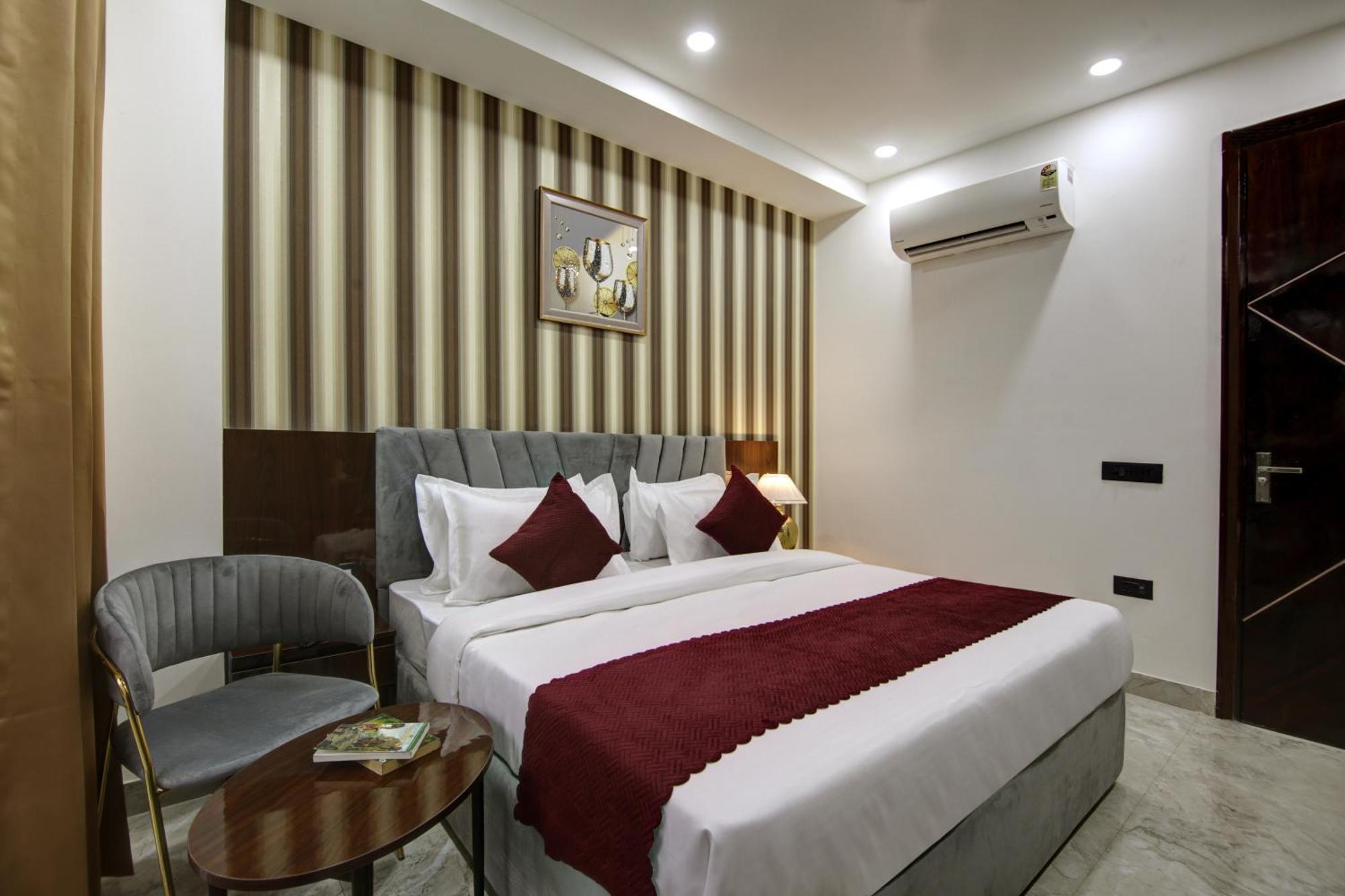 Limewood Stay - Millennium Huda City Center 古尔冈 外观 照片